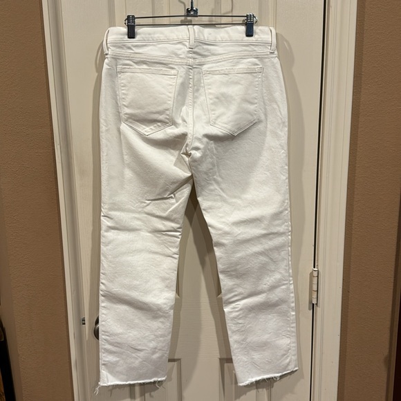 Banana Republic white “Girlfriend” jeans. Sz 27 - Picture 5 of 8